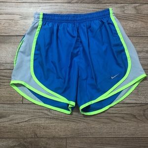 Nike Tempo Running Shorts - XS